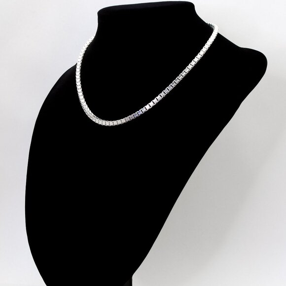 925 Sterling Silver Box Chain w Crucifix Pendant, 16", 3.8mm | Christian Cross - Picture 9 of 9